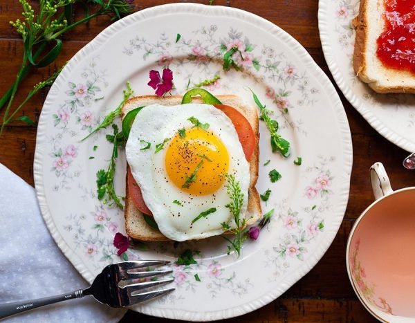 Cheesy Baked Egg Toast 1 Cheesy Baked Egg Toast