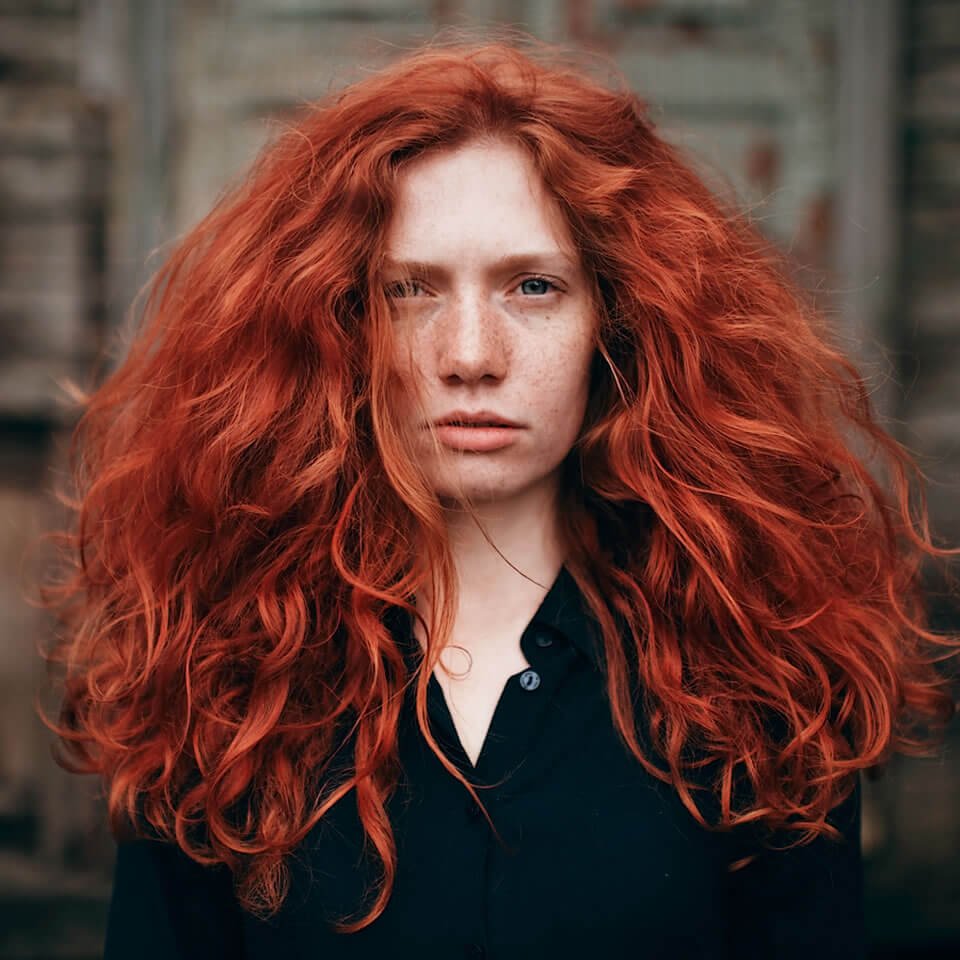 The Red Girl A genre photo that stays true to its roots